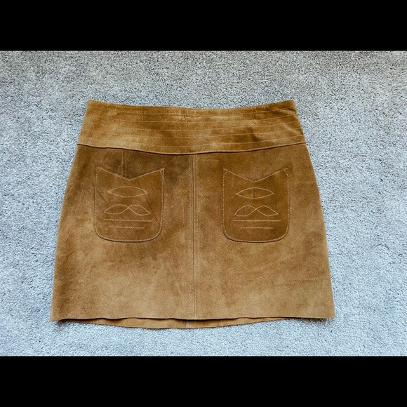 Free People 100% cow suede mini skirt size 8 worn once fully lined - Picture 2 of 9